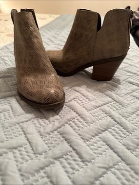 Adorable Women's Taupe Perforated Cutout Ankle Booties - Brand X/Appeal